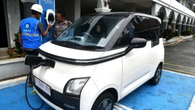Harga mobil listrik terbaru