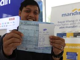 Menyelesaikan denda Cara bayar tilang elektronik melalui gerai minimarket yang lebih mudah dijangkau.