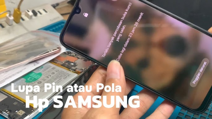 Memanfaatkan fitur pelacakan jarak jauh untuk membuka perangkat saat Lupa Pola HP Samsung.